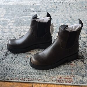 Zara Chelsea Boots